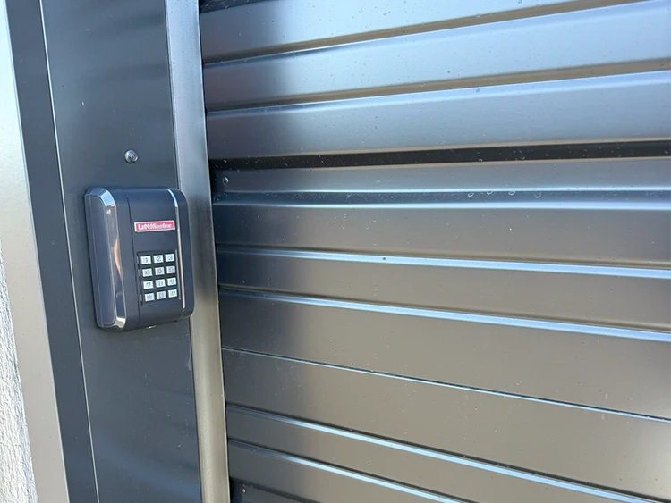 A closeup of a lock on a storage unit at the Yakima, WA location of Giant Storage